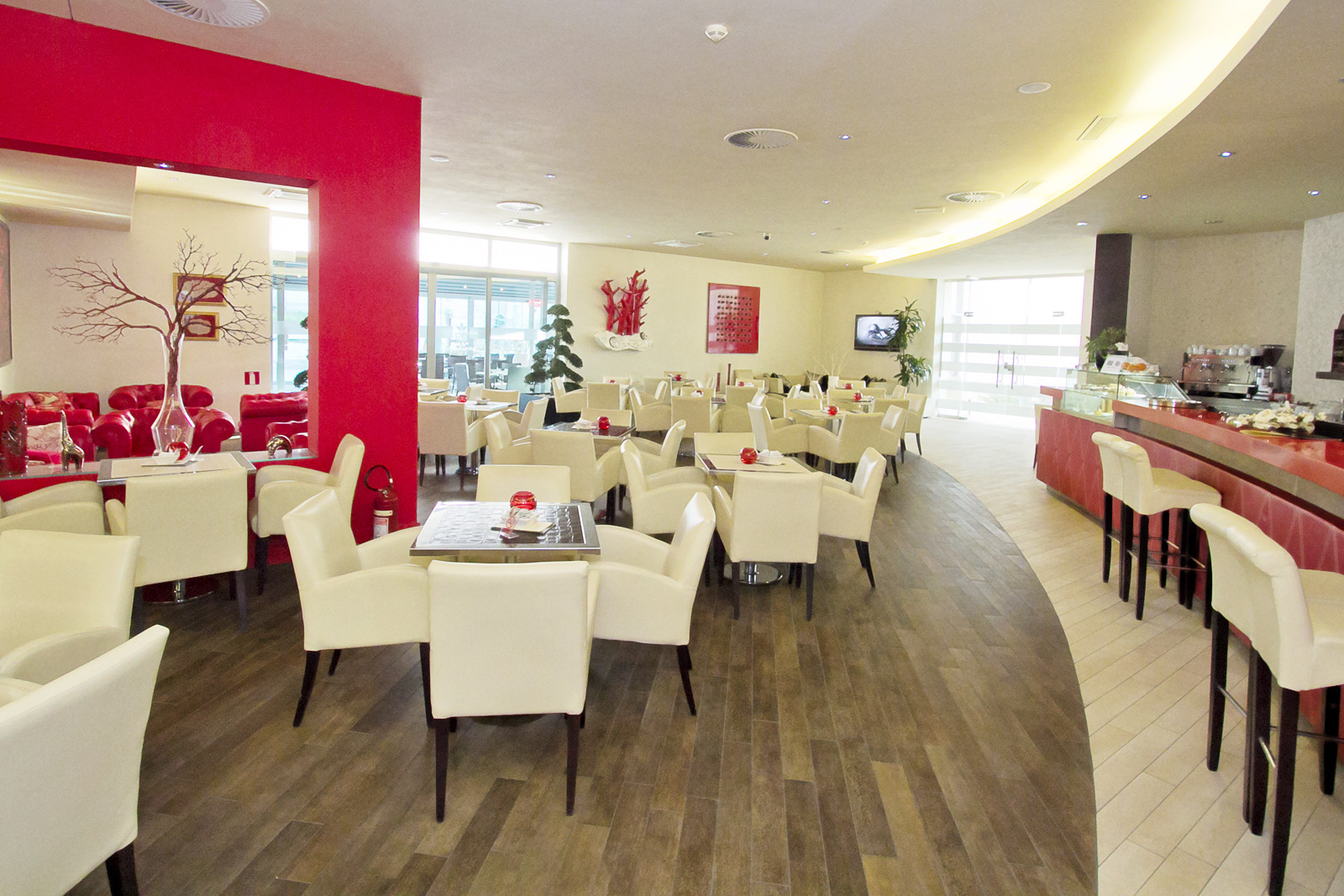 Aperitiv Bar — Grand Hotel Park