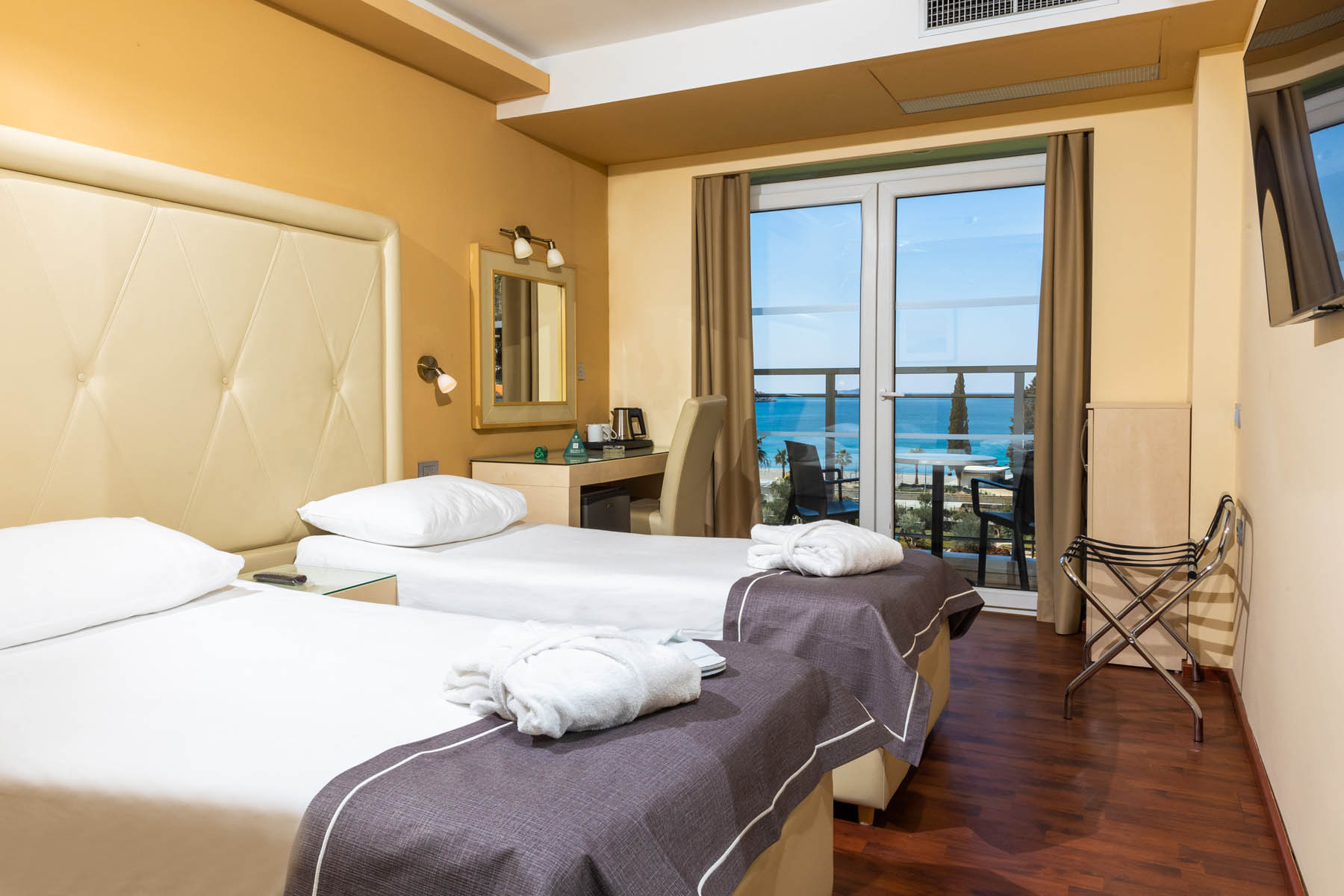 Hotel Room bed