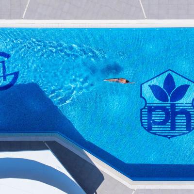 Indoor Outdoor Pool 01